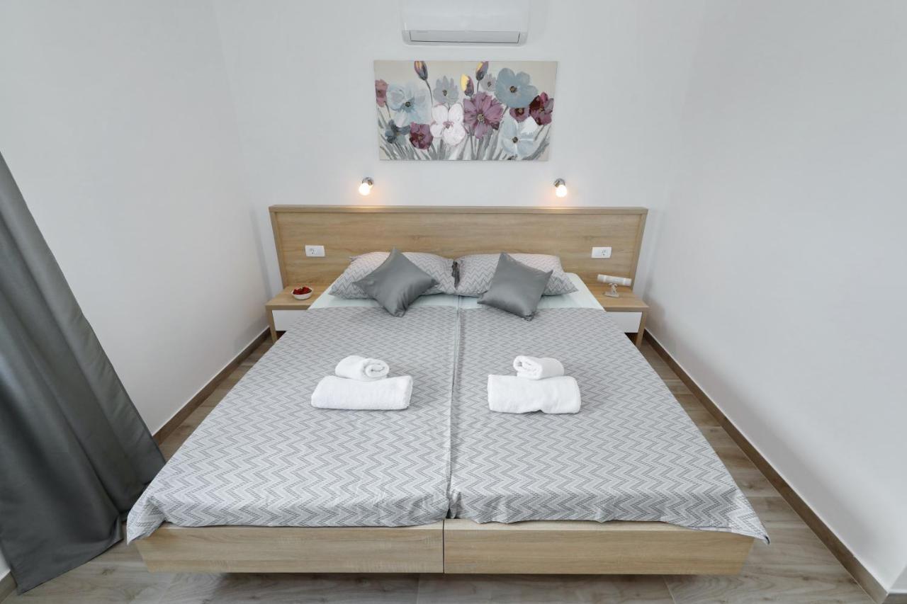 Villa Silver Starigrad Paklenica Bagian luar foto