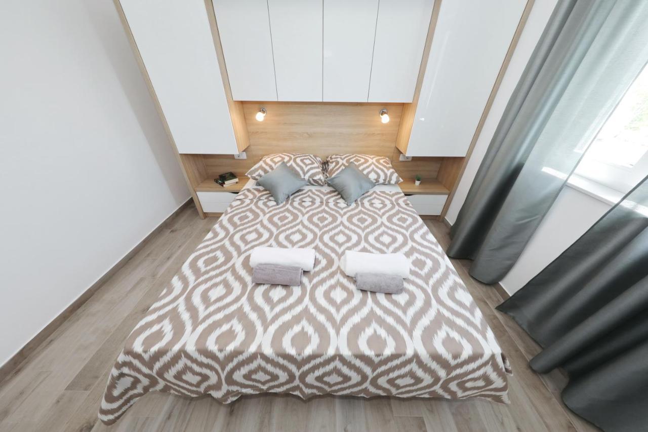 Villa Silver Starigrad Paklenica Bagian luar foto